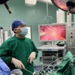 Cô gái 28 tuổi bị axit dạ dày “ă.n m.òn lên đến cổ” vì thứ nước nhiều người uống mỗi ngày