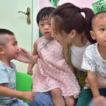 Giáo viên mầm non nói thẳng: Trẻ ngày đầu đi học không khóc thường có 3 đặc điểm này