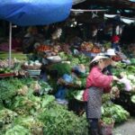 Người thông minh sẽ tích trữ 5 loại thực phẩm khi bão lũ, đừng mua nhiều rau thịt làm gì