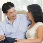 Tại sao các cặp vợ chồng nên ngủ giường riêng sau 50 tuổi? Ở tuổi 60 tôi mới hiểu