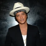 Bruno Mars’ 1989 throwback photo proves he doesn’t age