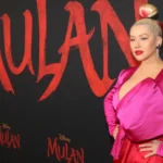 Christina Aguilera Debuts Dramatic Hair Transformation in Dreamy Christmas Photos